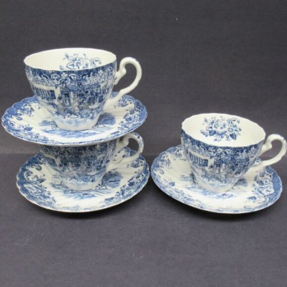 3 - Johnson Brothers England COACHING SCENES Blue Tea n Coffee Cups and Saucers - Picture 3 of 4